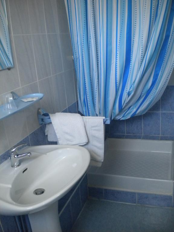 Hotel L'Acropole Nissan-lez-Enserune Pokój zdjęcie
